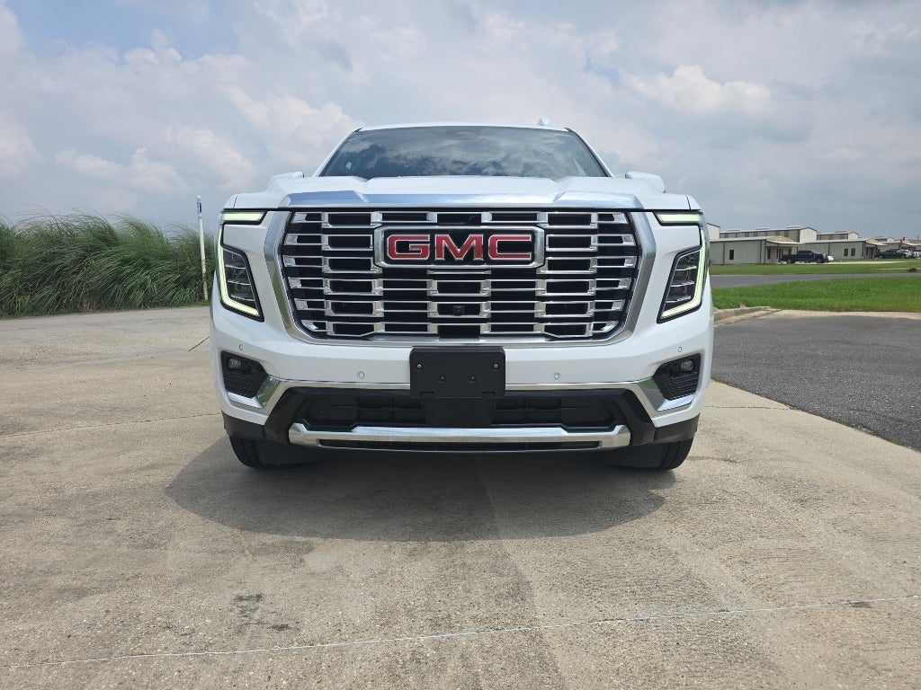 2025 GMC Yukon — rear three-quarter view