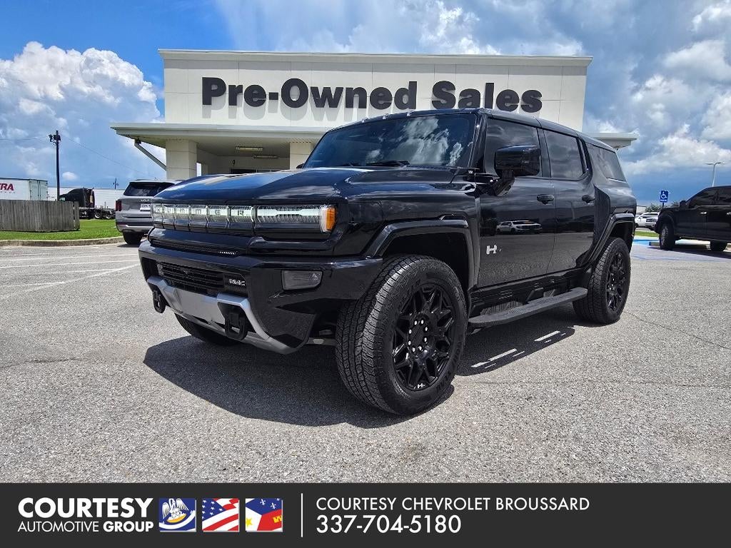 2025 GMC HUMMER EV SUV 3X in Void Black — front three-quarter view